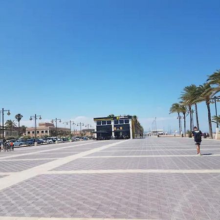 Reina Playa Apartman Valencia Kültér fotó